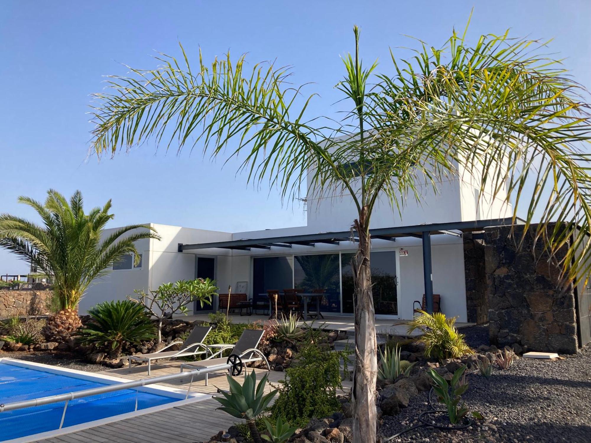 Majanicho Rock - Villa With Heated Pool 拉哈雷斯 外观 照片
